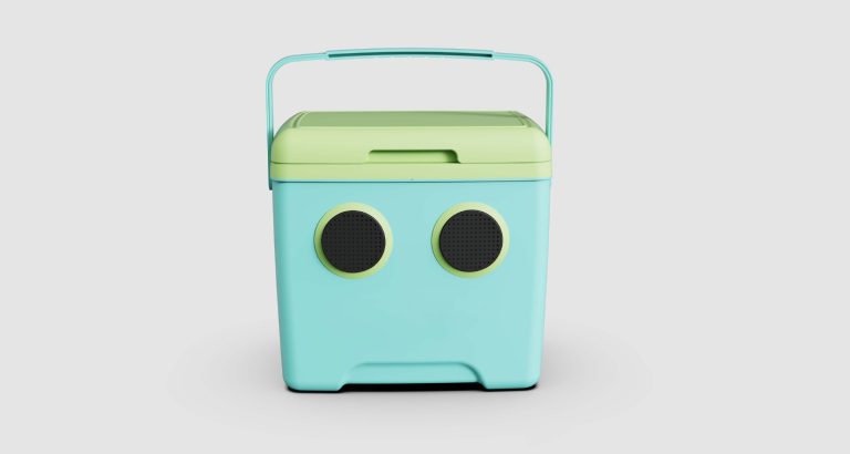 ODM 13L Outdoor Camping Cooler with Speaker New Year & Christmas Portable Cooling Gift Box