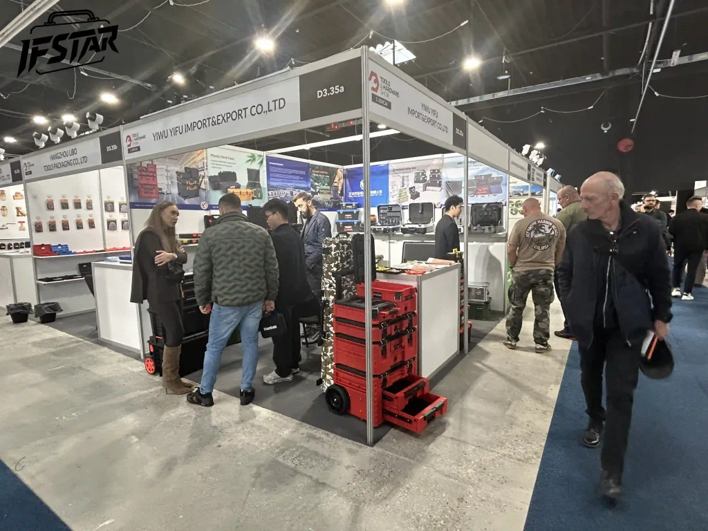 Photos of the exhibition for hard box suppliers2